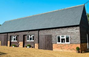 Buttercup Cottage at The Old Tractor Barn